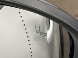 ●ブラインドアシストセンサー:視角からの車を感知し、ドライバーが車線変更を行う際に、警告音と共に注意を促してくれる安全支援機能です!