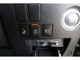【ステアリングヒーター】なんとハンドルにもヒーター機能が付いてます!寒い日でもハンドルを握る手が悴む心配はいりません♪