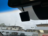 万が一の状況を映像と音声で記録する純正ドライブレコーダー搭載!