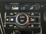 オートエアコンは温度を設定するだけで、自動で風量などを設定してくれます。運転しながら操作も必要ないので、安全性も向上します。