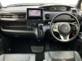 左右に視界が広く、見通しが良いので楽々運転することができます!