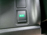 燃費向上のサポートをするECOモードスイッチを装備!