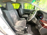 運転席シート廻りは使用感も少なく、良好な状態となっています。丁寧に使われていたことがよくわかりますね。