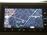 ホンダ純正ナビなのでダッシュボードにスッキリと収まっています。ナビの案内があれば土地勘の無い所でも道に迷わず安心!見知らぬ土地へのドライブも一層楽しくなります!