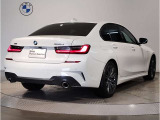 BMWのお車は、&ldquo;駆け抜ける歓び&rdquo;を体現しております。走行の安定性とコーナリングの良さを追求し、思い通りにハンドルの操作可能です。