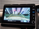 ◆バックカメラ◆リバースにするだけで映ります、後方の安全確認や、狭い駐車場での車庫入れ、雨の日や夜間など視界の悪い時に便利です!安全にバックする為には欠かせない装備です。