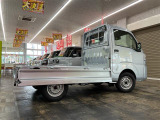 自社指定工場「ハヤブサ車検」も併設しております。納車後も安心してお任せください。