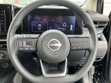 ハンドルは軽やかに回り、気持ちよく運転が出来ます。