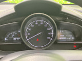 視認性の高いメーターで、運転に必要な情報を的確に把握できます。運転に集中できる環境をご提供します。