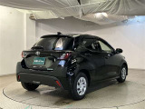 リヤ、後ろから見るとまた車の印象が変わってきますね☆☆