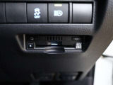 ETC車載器付きです。高速道路の料金所もスムーズに通過できます。