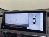 バックモニター付なので後退時に後方が見えるので安心。 車は構造上、死角がたくさんなので万が一を考えると必須ですね。 あくまで補助の為の装備、バックは目視で確認する事が重要ですよ。