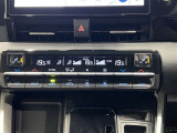 冬場に嬉しい運転席、助手席シートヒーター付きでポカポカ
