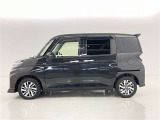 両側パワースライドドア付きだから、狭い駐車スペースなどでの 乗り降りラクラク!小さなお子さまのいるご家庭には嬉しい装備。