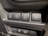 【両側パワースライドドア】狭い駐車スペースなどでの 乗り降りラクラク!小さなお子さまのいるご家庭には嬉しい装備です!
