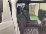 ご覧いただきありがとうございます!安心保証付きの展示車を多数揃えておりますのでお気軽にお尋ねください。