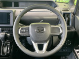 【純正革巻きステアリング】上質な革を使用することで、手にしっかり馴染みとても運転しやすいハンドルです♪