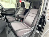お車の販売と共に、自動車保険もご紹介しております。 弊社取り扱い会社と同じであれば日産独自のサービスもあります。