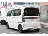 お手頃価格でN-BOXカスタムターボが入荷いたしました。