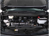 【エンジンルーム】エンジンルームもキレイに洗浄されています。ご納車前にしっかり整備させて頂きますので、ご安心ください。