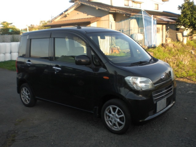スバル ルクラ 