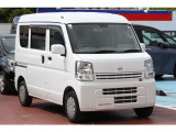 走行距離無制限の1年間保証(部分保証)付き。全国の日産工場でアフターを受けられますので、引っ越しなどで県外に移られても安心です。