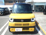 車体色は、オータムイエロー・パール/ブラックです。