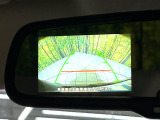 【マルチアラウンドモニター】専用のカメラにより、上から見下ろしたような視点で360度クルマの周囲を確認することができます☆死角部分も確認しやすく、狭い場所での切り返しや駐車もスムーズに行えます。