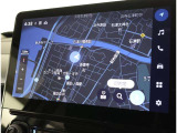 純正ナビを装備。タッチパネル式で使いやすく、お出かけもラクラクです。
