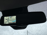 狭い道や駐車時も安心。後方の状況をわかりやすく確認できるので、安全な運転をサポートします。運転に自信がない方にもおすすめです。
