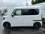 e:ファン◆走行距離0.3万km◆リアカメラ付インターナビ シートヒーター ETC 当社試乗車