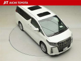 両側パワースライドドア付きだから、狭い駐車スペースなどでの乗り降りラクラク♪小さなお子さまのいるご家庭には嬉しい装備です。