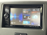 お気に入りの音楽を車内で楽しめます。ラジオやCD、USBなど、様々なメディアに対応。高音質で音楽鑑賞を楽しめる環境が整っています。