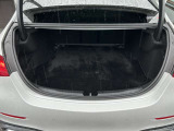 納車前には、メーカー規定に基づき、認定中古車ならではのしっかりとした整備をしてからご納車させて頂きます。熟練のメカニックがお客様に届く事を思い、1台1台入念に点検、整備致します。