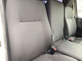 ベッドキット等の車中泊用アイテムの取り付けも実績多数ございますので、お気軽にご相談ください!
