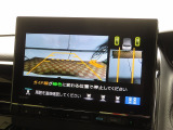 ギヤをRに入れるとナビの画面に後ろの映像が映るリヤカメラ付!後退時の安全確認やコンディションの悪い視界でもカラーバックモニターがドライバーをサポート☆☆☆