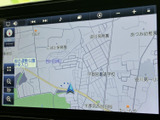 見やすい地図画面で、目的地へのナビゲーションも安心です。スムーズな移動をサポートし、目的地までご案内します。