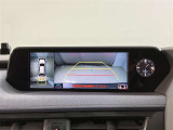 バックカメラも装備され運転をサポ-ト致します。駐車が苦手な方でも後ろが見えますので心配ございません!一度使ったら手放せません。