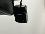 まさか!の時のためにドライブレコーダー装着しています。衝突を感知すると一定時間画像を自動保存できるので安心です。