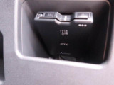 当社は購入後のアフターケアを大切にしております。納車後、1ヶ月無料点検、半年ごとにあんしん点検、12ヶ月法定点検の誘致をします。また車検までの点検をセットにした『ワンダフルパスポート』を販売中です。