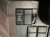 片側電動スライドドアで狭い所でも乗り降り楽々です!