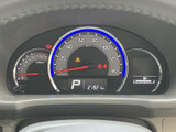 視認性の高いメーター類は、運転に必要な情報を的確にドライバーへ伝えます。落ち着いたデザインも魅力です。
