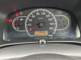 視認性の高いメーターで運転情報を的確に把握できます!