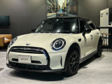 【MINI正規ディーラーMINI NEXT福岡東】弊社車輌をご覧頂き、誠にありがとうございます♪車輌価格には保証料金も含まれております。安心してご検討下さい! ※定休日 第二・第三火曜日と毎週水曜日