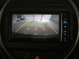 バックカメラが付いているので後方確認が非常にしやすいです。今や運転初心者も熟練者も必須装備!ついていて損はないですね♪
