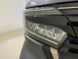 LEDヘッドライトは、点灯の瞬間から最大光量を発揮し、突然暗くなるトンネルなどでの安定感を高めます。