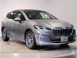 BMW認定中古車は第三者品質評価制度も採用しております。AIS方式による車両品質評価制度も導入し公平な車両コンデション評価を行うことにより車両品質の透明性を高めると同時に更なる信頼と安心をお届けします