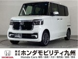 N-BOXカスタム ターボです。LEDヘッドライトやアルミホイール、シートヒーターなどを装備しています。