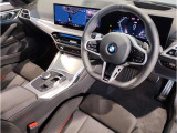 ☆センターパネルを運転席側に僅かに傾けたBMW独特のインパネ☆【駆け抜ける歓び】はここからもスタートしております☆