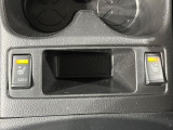 【シートヒーター】寒い日に重宝するシートヒーター!エアコンより早く温まってくれるので寒がりの人も安心ですね♪エアコンの温風は乾燥するから苦手、という方にもをおすすめです。